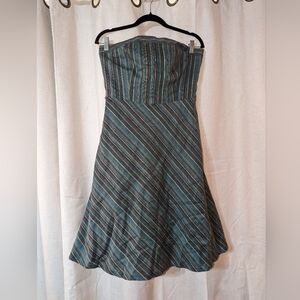 Beautiful Earthy Strapless Loft Dress Fit And Flare 2000s